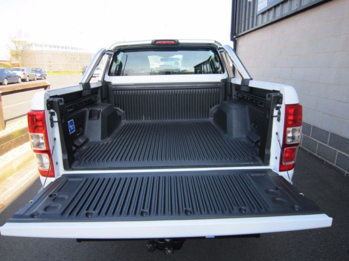Ford Ranger Pick Up Double Cab Limited 2.2 TDCi 150 4WD - FULL LEATHER - SPORTS BARS - FSH Pick Up Diesel White
